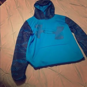 Coldgear underarmor Youth XL Hoodie